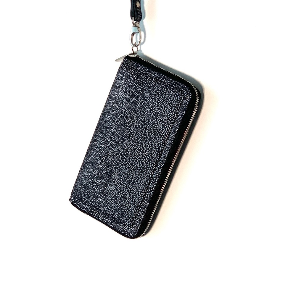 Zip Wallet - Picture 2 of 6
